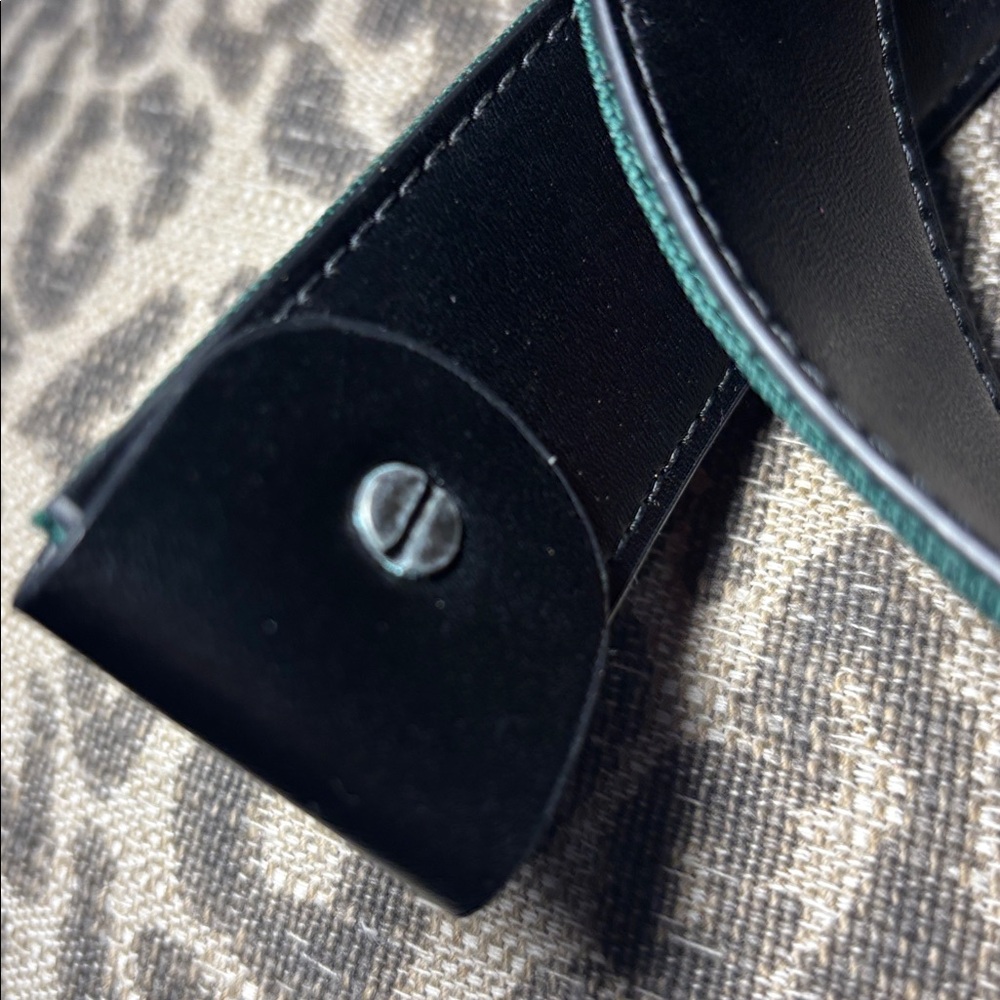 Bee belt strap (no buckle) red & green striped belt bee detail statement belt - Picture 6 of 10